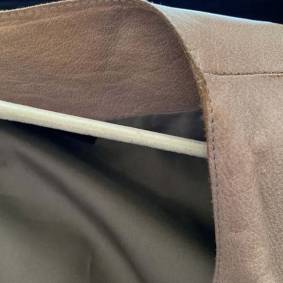 Giorgio Armani 100% Buffalo leather and African Ethiopia Lining 100% silk jacket - Picture 14 of 16